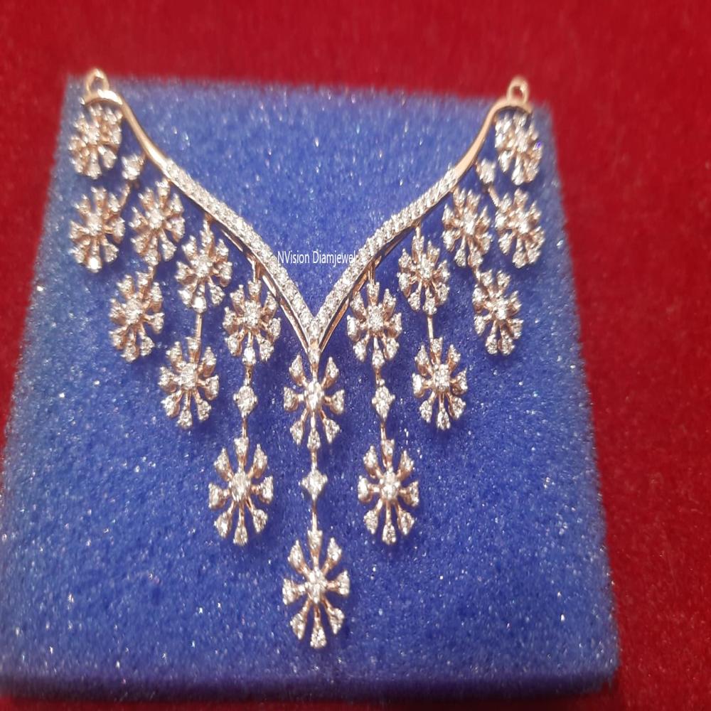 Moonlight Floral Natural Diamond Mangalsutra Pendant