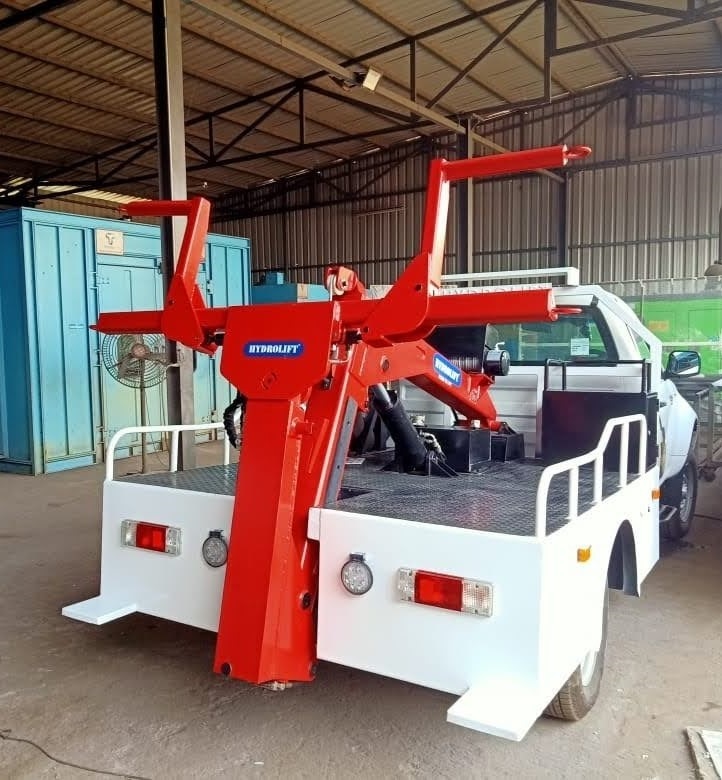 Hydrolift Recovery and Towing Unit