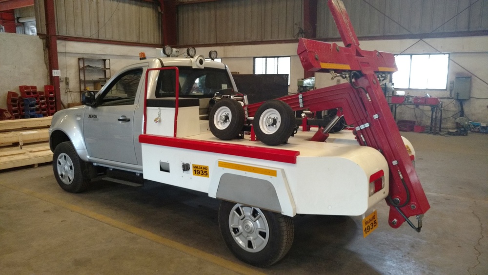 Hydrolift Recovery and Towing Unit