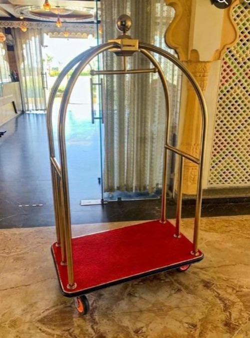 Hotel Luggage Maharaja Trolley
