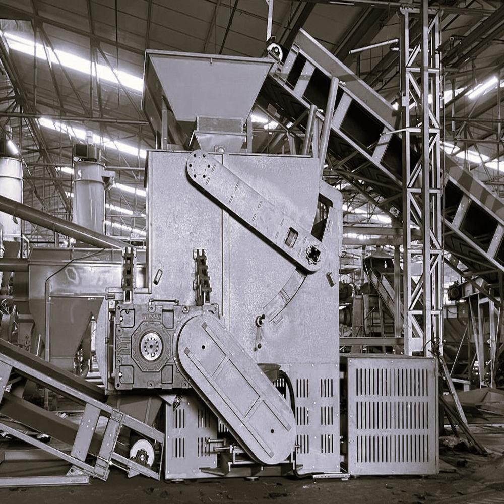 Cr-20 Shredder Machine - Automatic Grade: Automatic