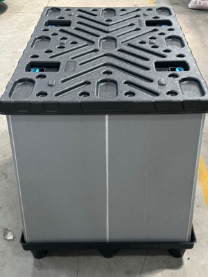 Used M Fold Pallet Box
