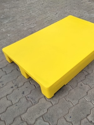 Industrial Plastic Roto Moulded Pallets