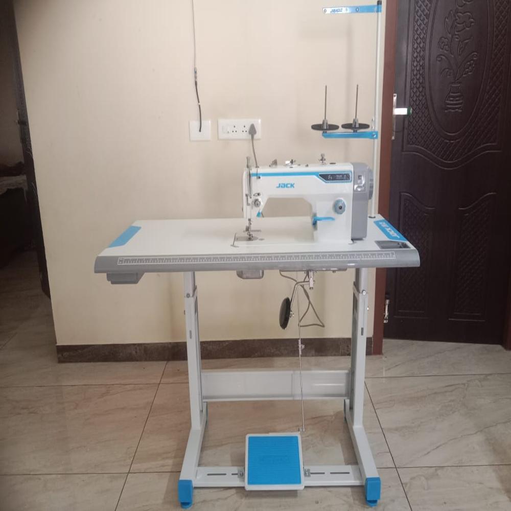 Jack F6 single-needle lockstitch sewing machine