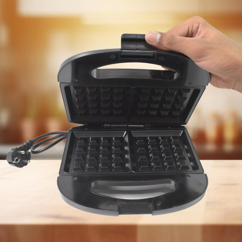 Sandwich Maker Makes 2 Square Sandwiches, Non-Stick Plates, Easy To Clean - Color: Mix