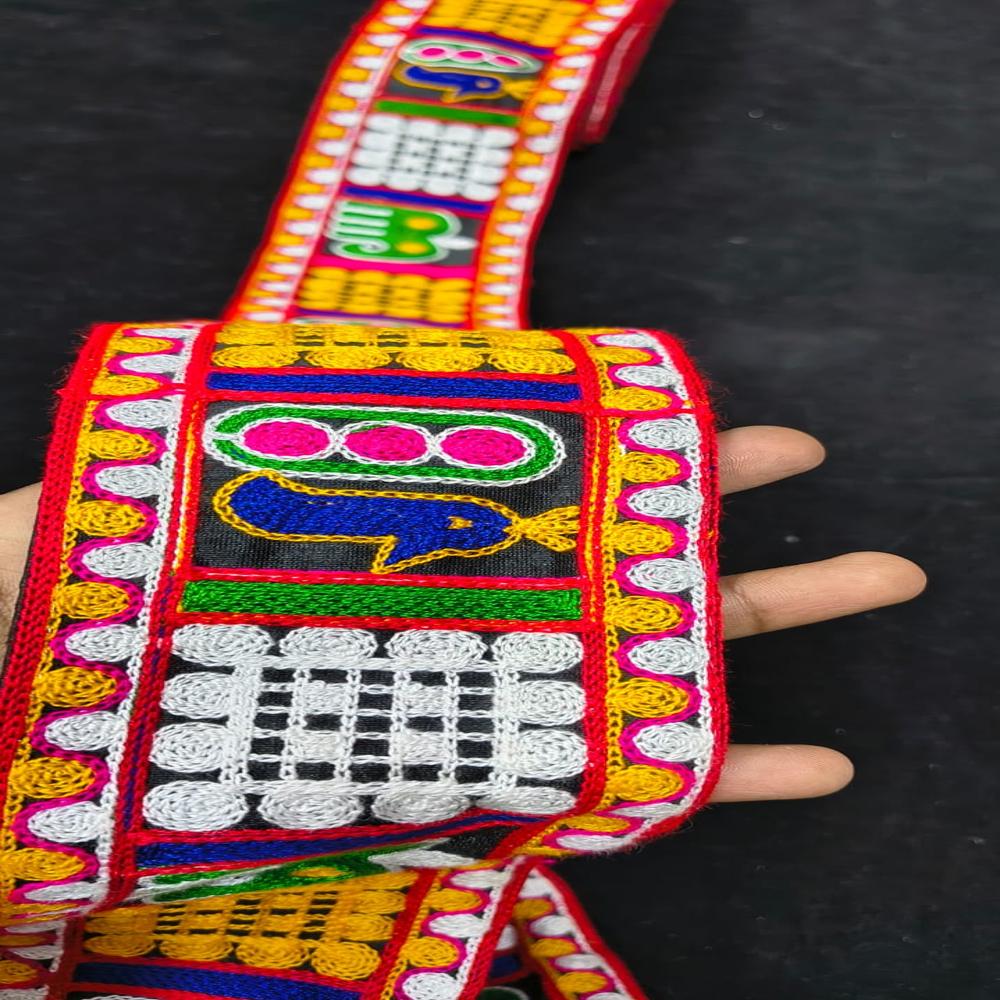 Gamthi Laces - Color: Multicolours