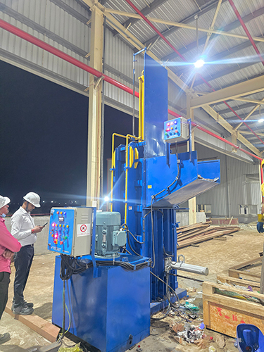 300 Kg Auto Baling Machine For PET Bottle