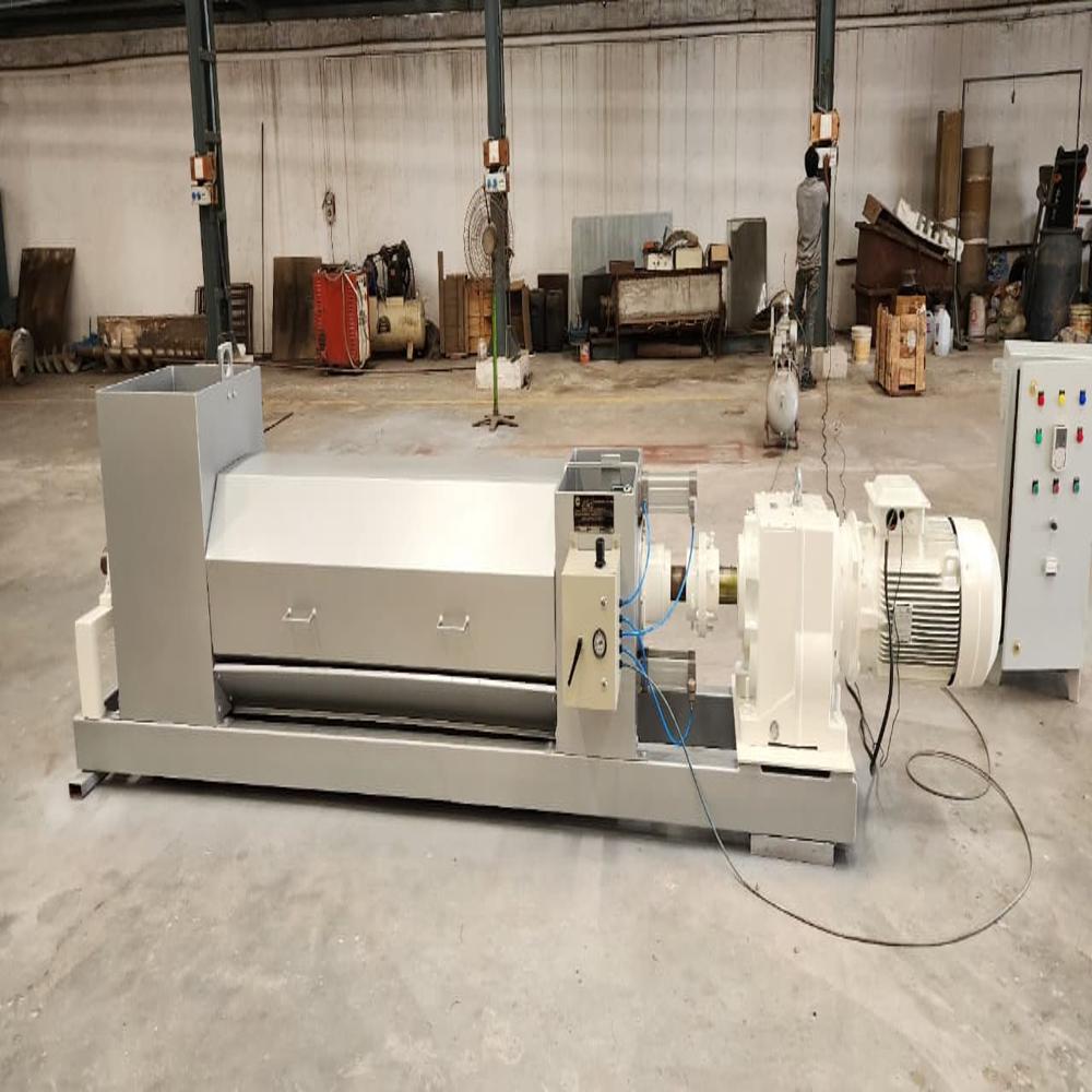 Fiber Dewatering Screw Press - Color: Silver