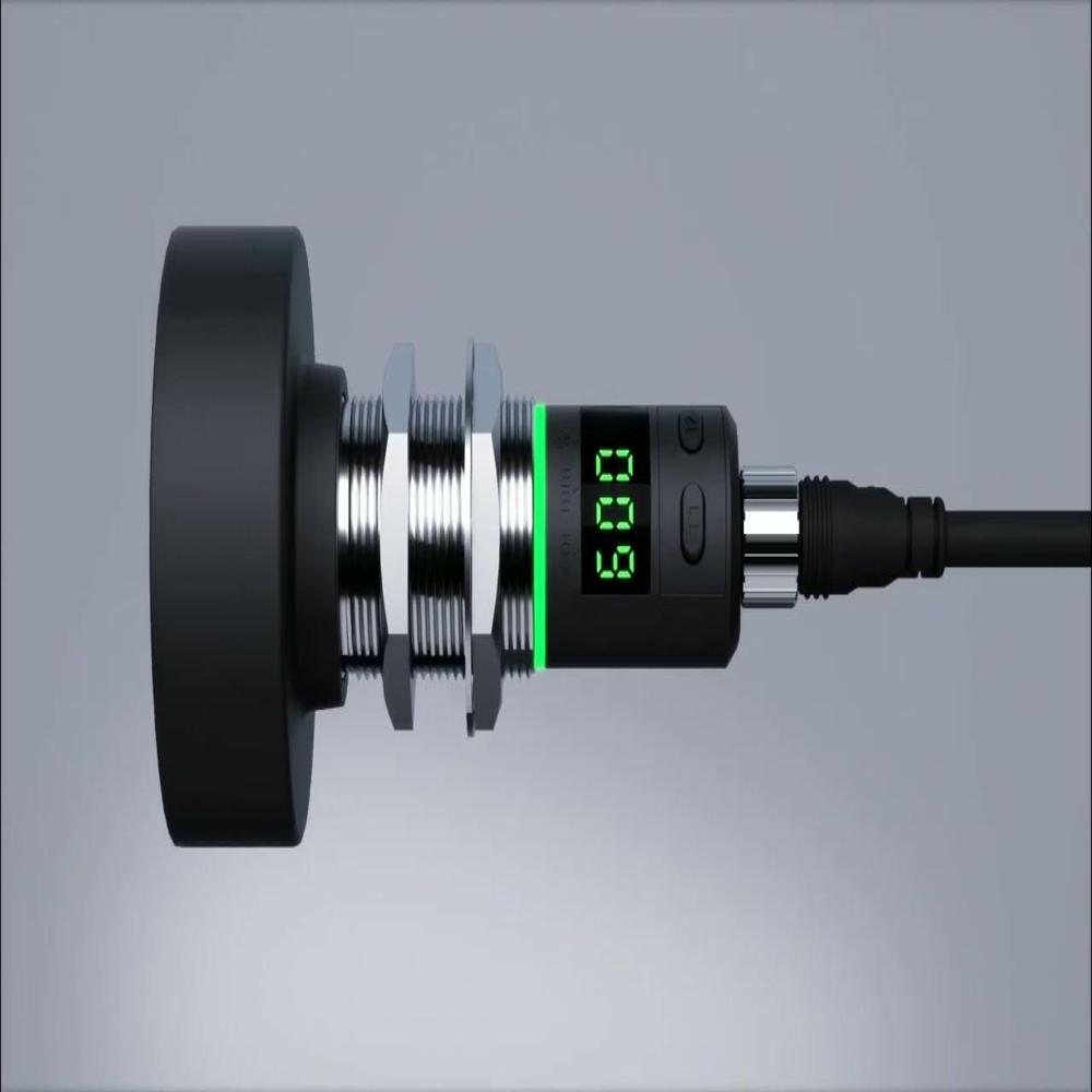Ultrasonic Level Sensor - Accuracy: 1 %