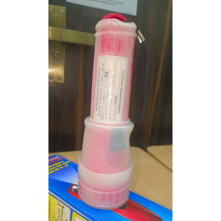 Electric Safety Flame Proof Torch - Usage: Petrol Pump