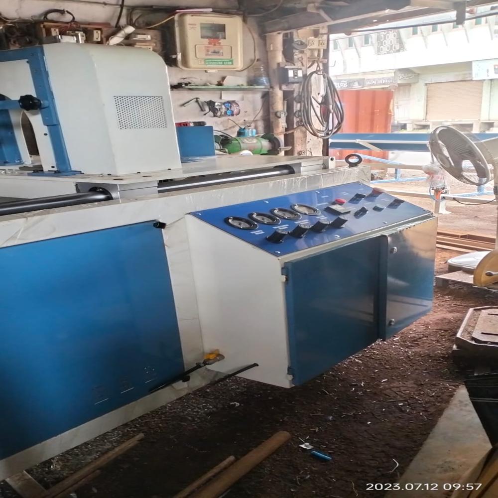 Pvc pipe cutting machine