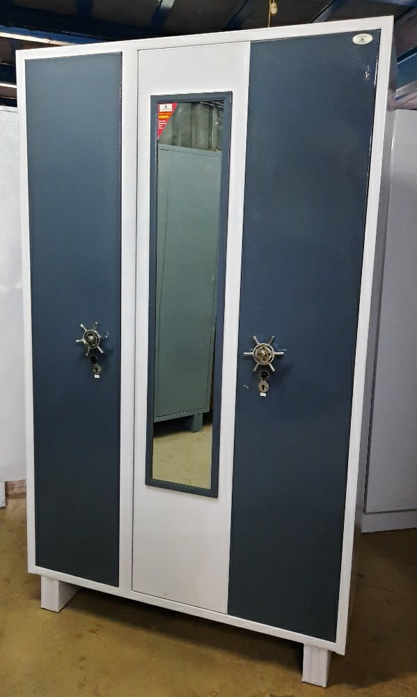 3 Door Cupboard - Application: Home