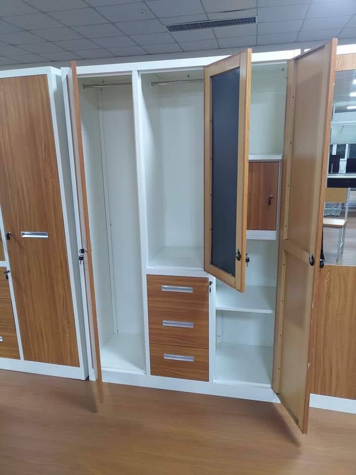 wooden 2 door cupboard