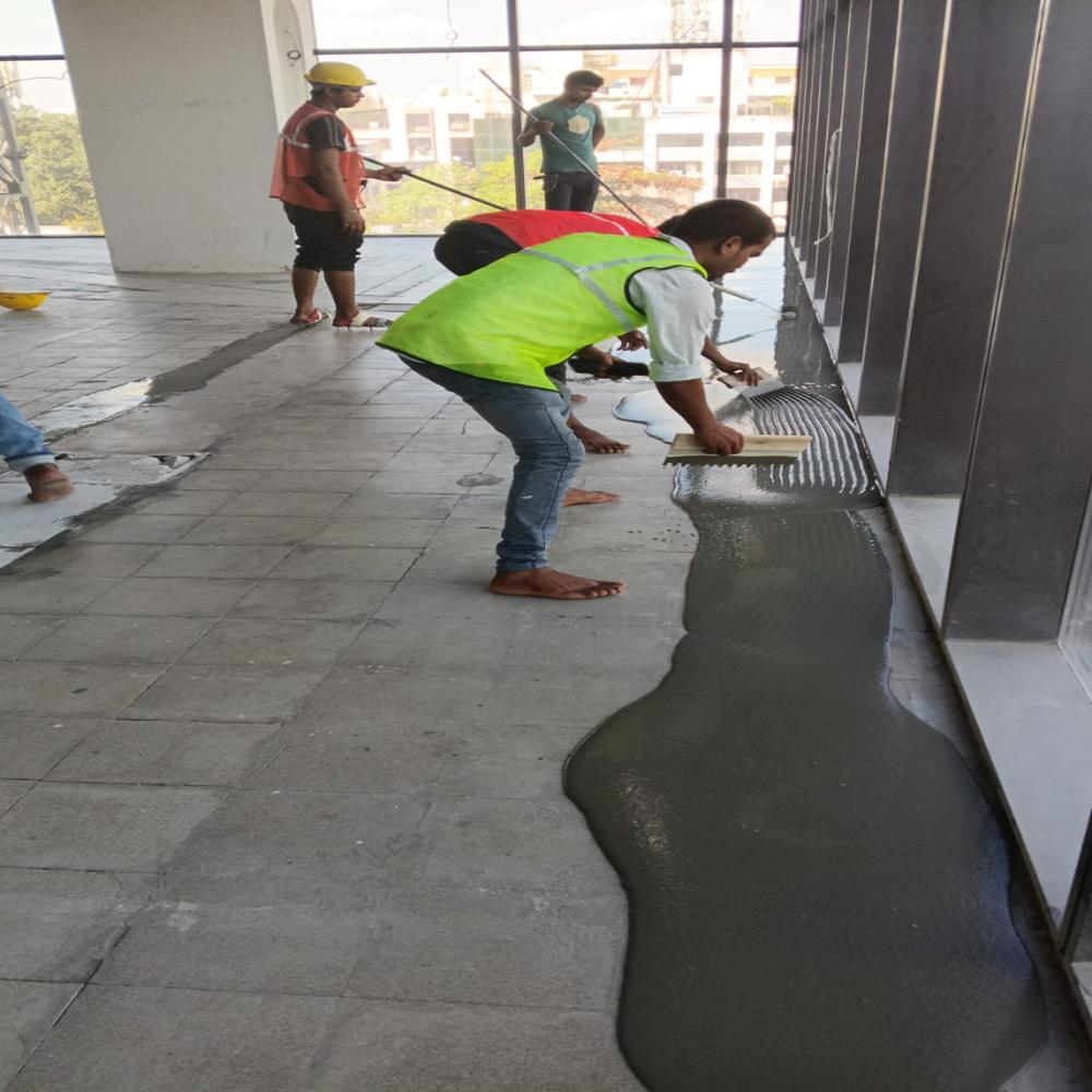 self levelling underlay