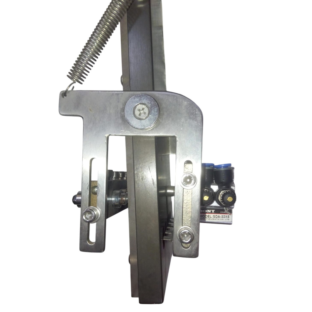 Aluminium Blister Machine Feeding Chanel with Singling side view