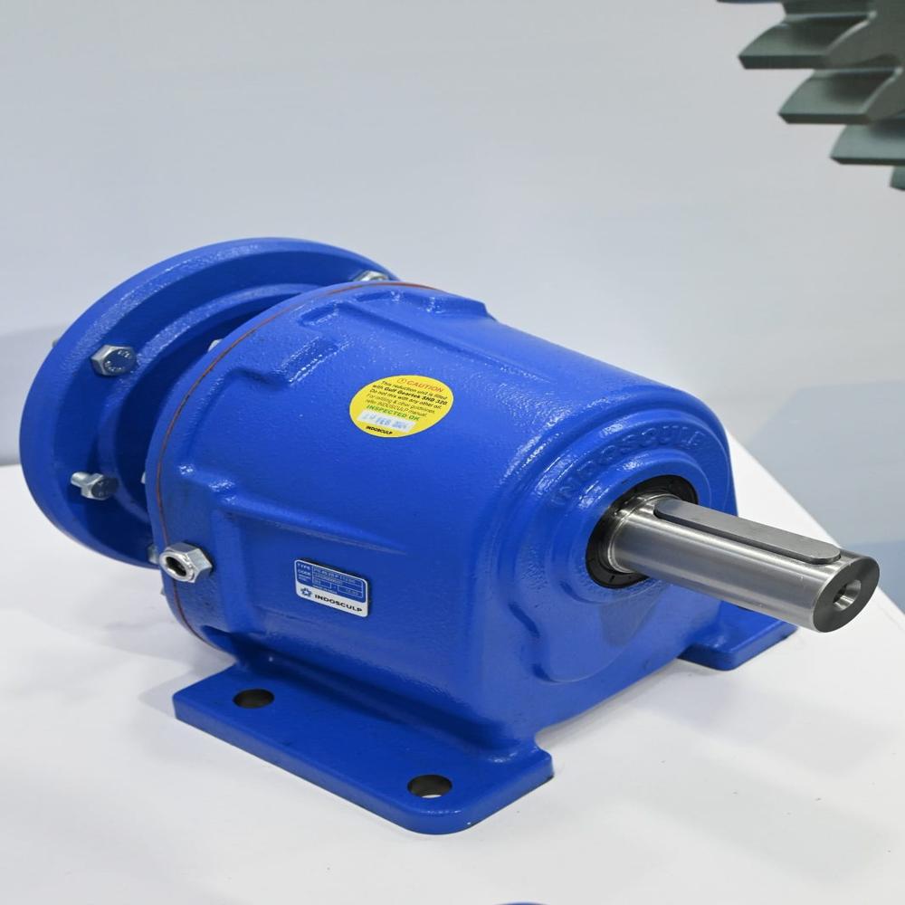 Inline Helical Gearbox For Conveyor Systems - Color: Blue