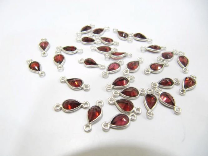 925 Sterling Silver Natural Garnet Heart Pear shape 4 x6mm Briolette Bezel Connectors Charms
