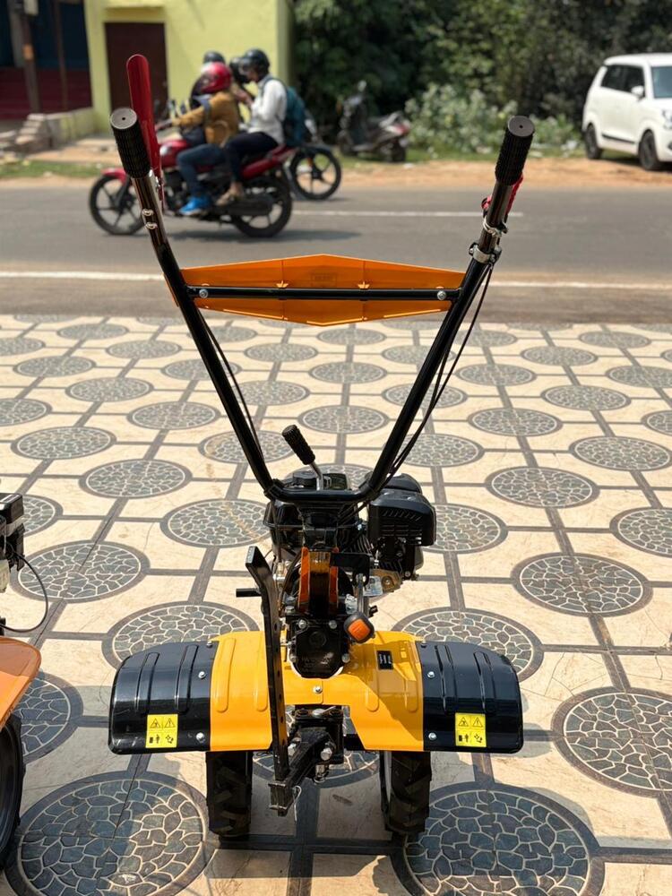 Hand Operated Garden Tiller Compact Soil Cultivation Machine