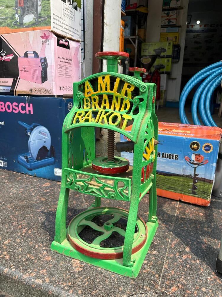 Manual Ice Gola Crusher Machine