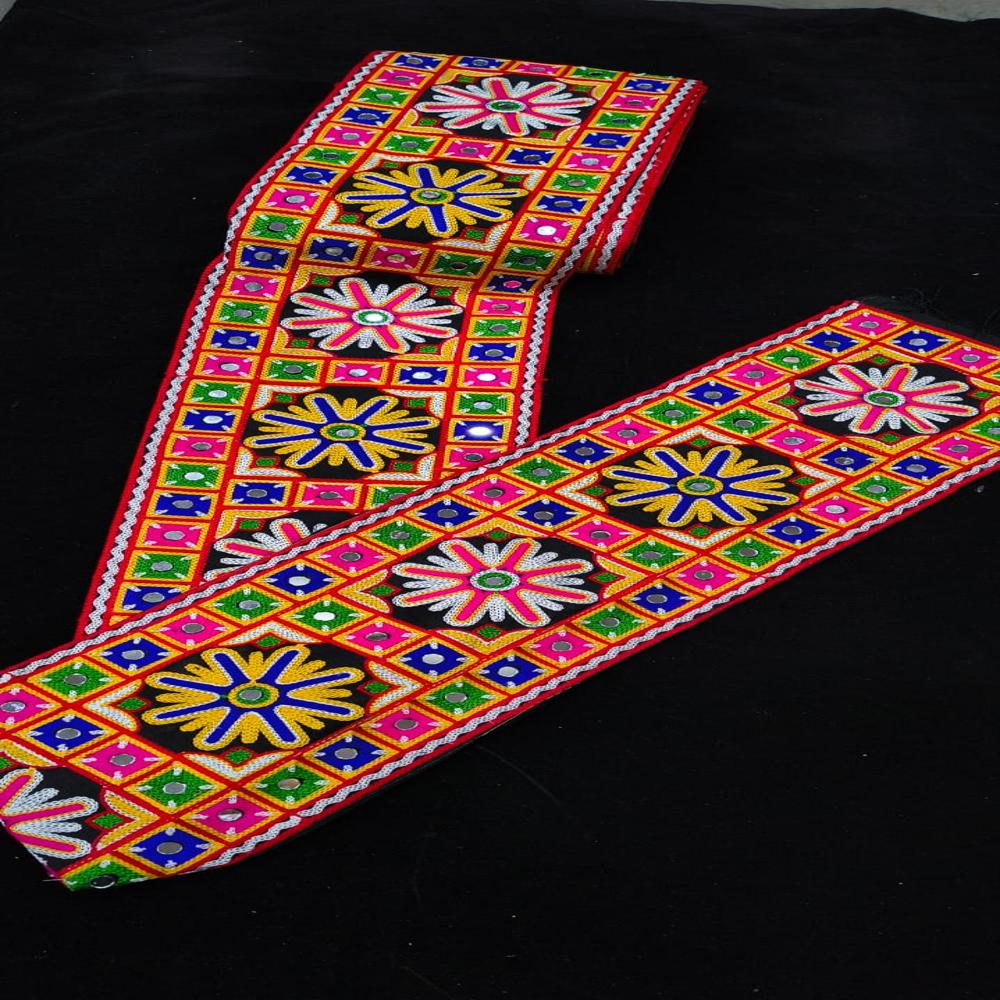 Gamthi lace