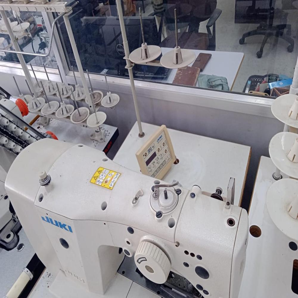 JUKI LK-1903A SS Kajabutton Sewing Machine