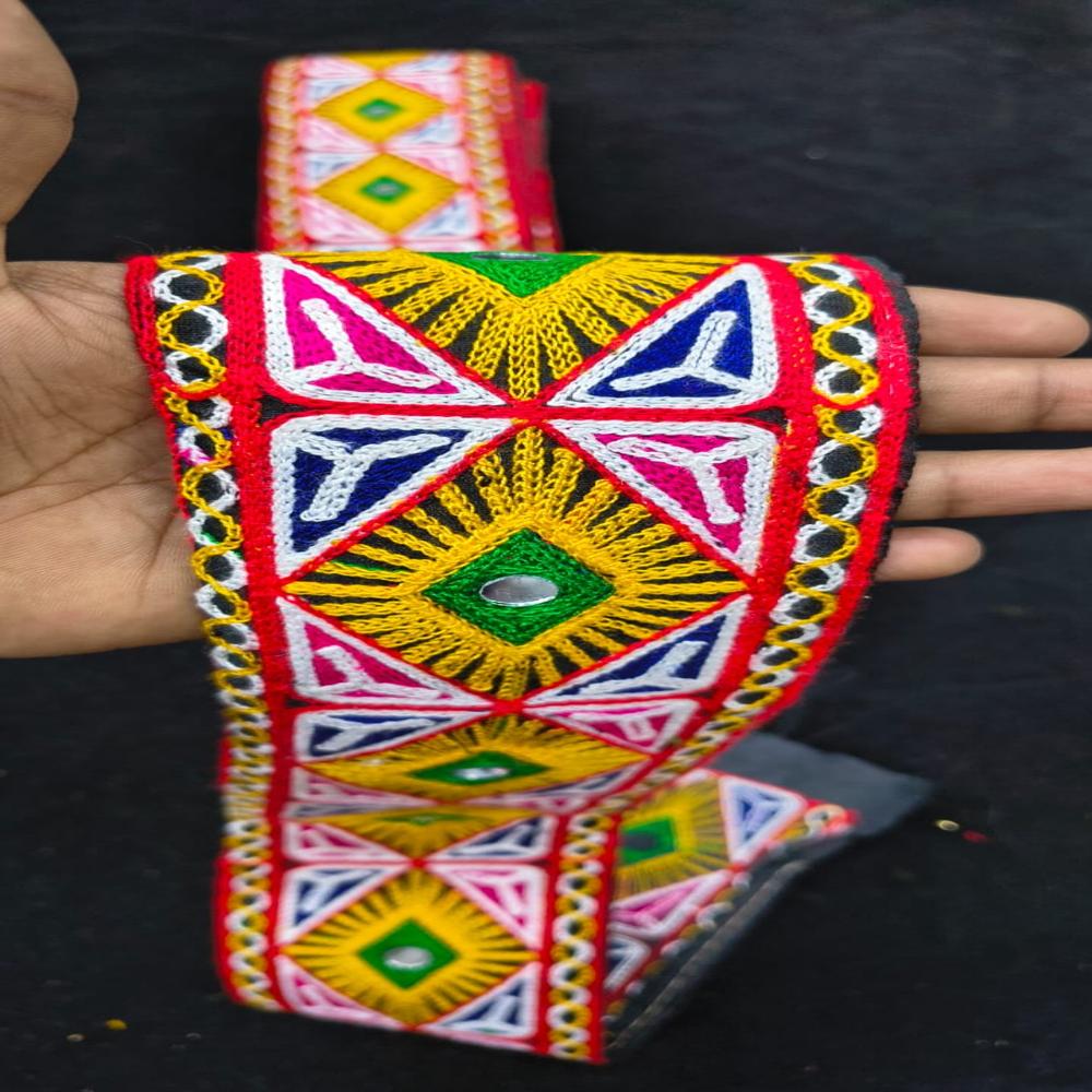 Gamthi Lace - Color: Multi Clr