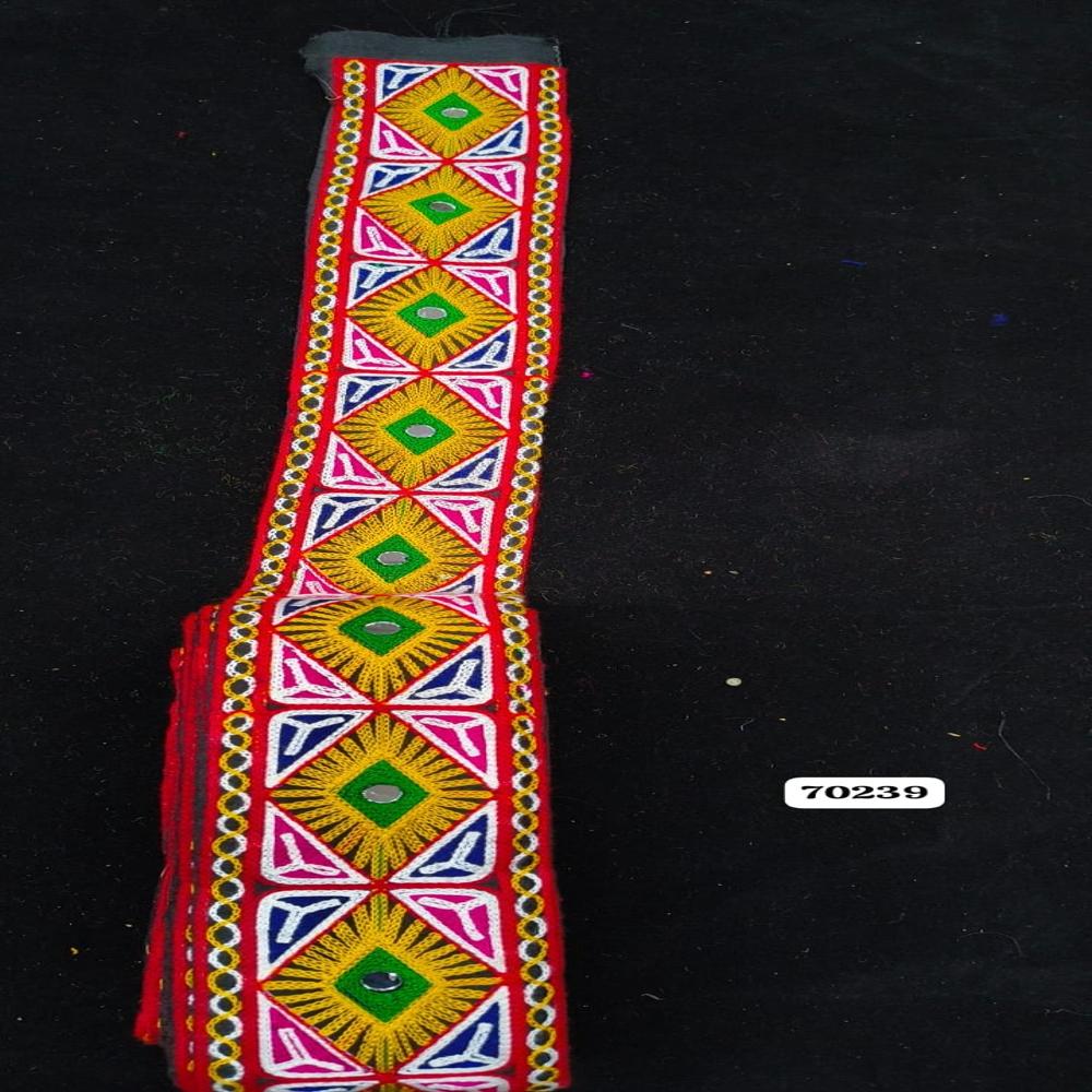 Gamthi Lace - Color: Multi Clr