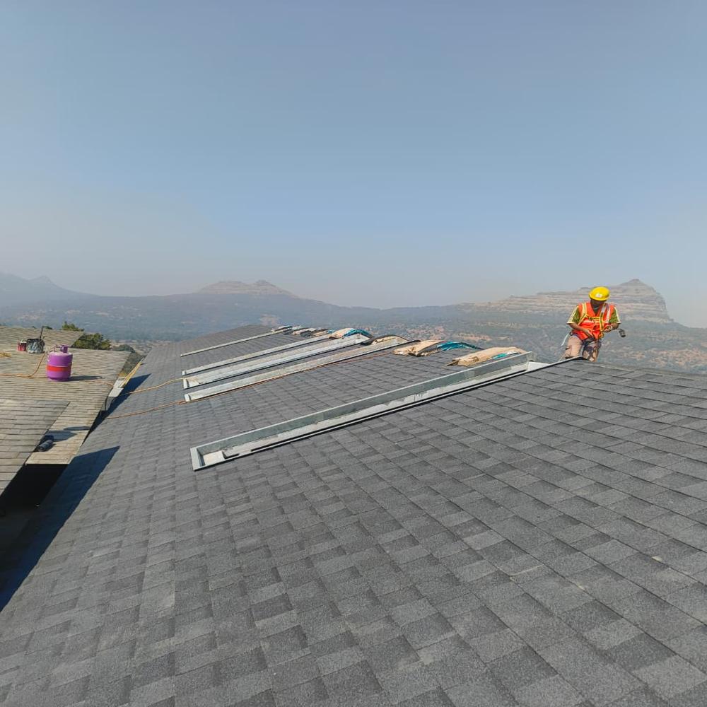 Asphalt Roofing Shingle - Features: Durable