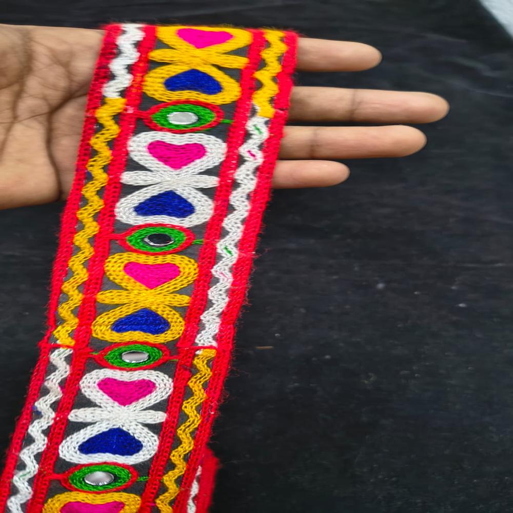 Gamthi Lace - Color: Multi Clr