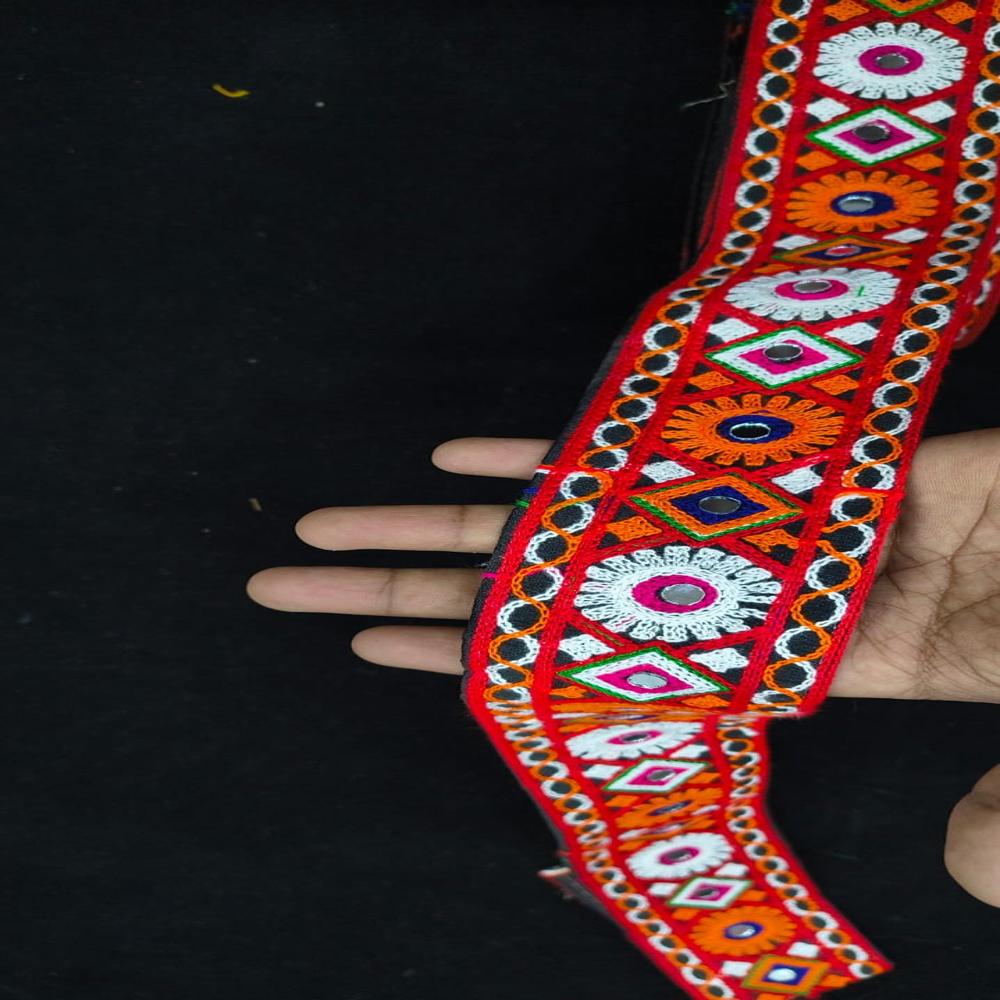 Gamthi Lace - Color: Multi Clr