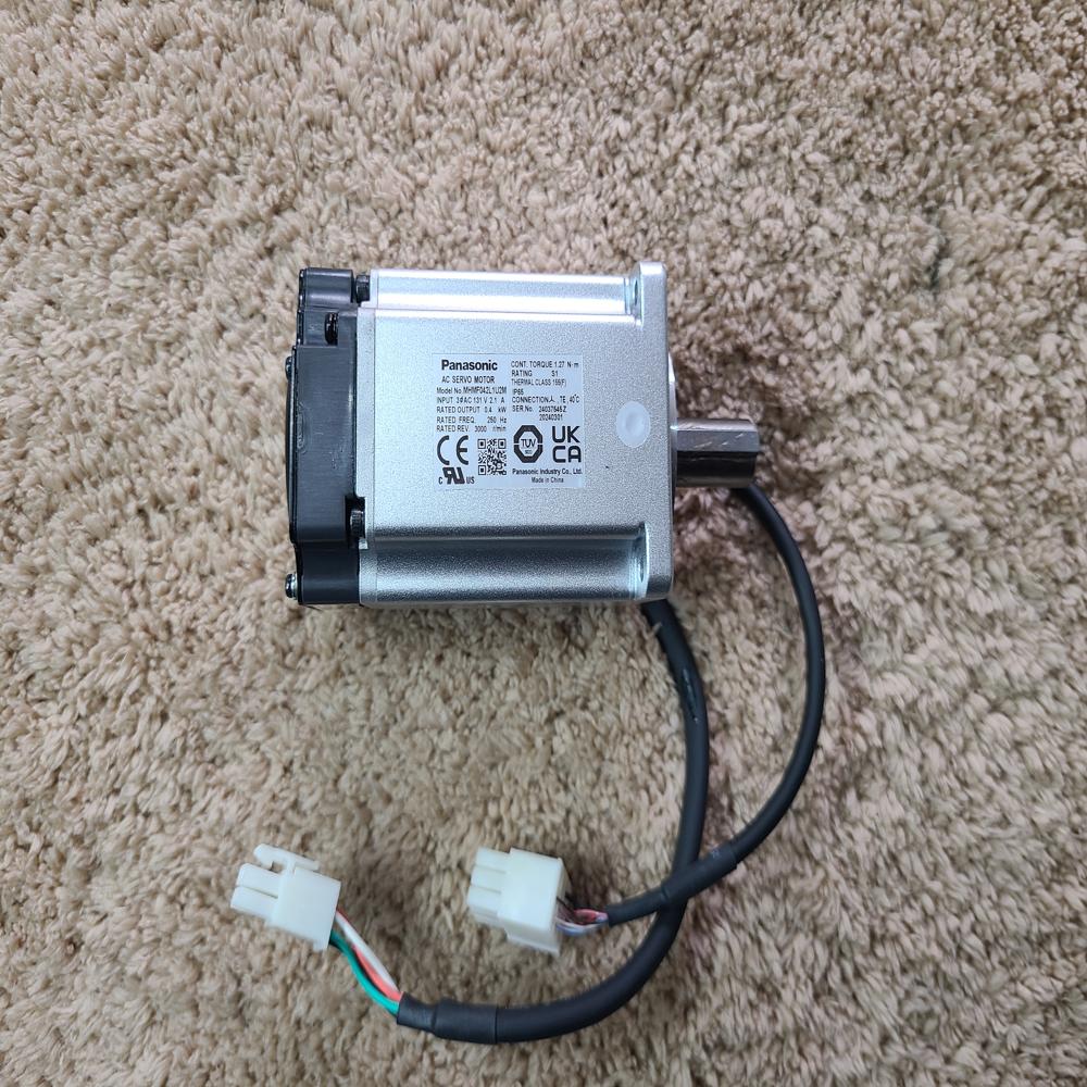 0.4 KW MHMJ042P1U - Panasonic Liqi 400W Motor 