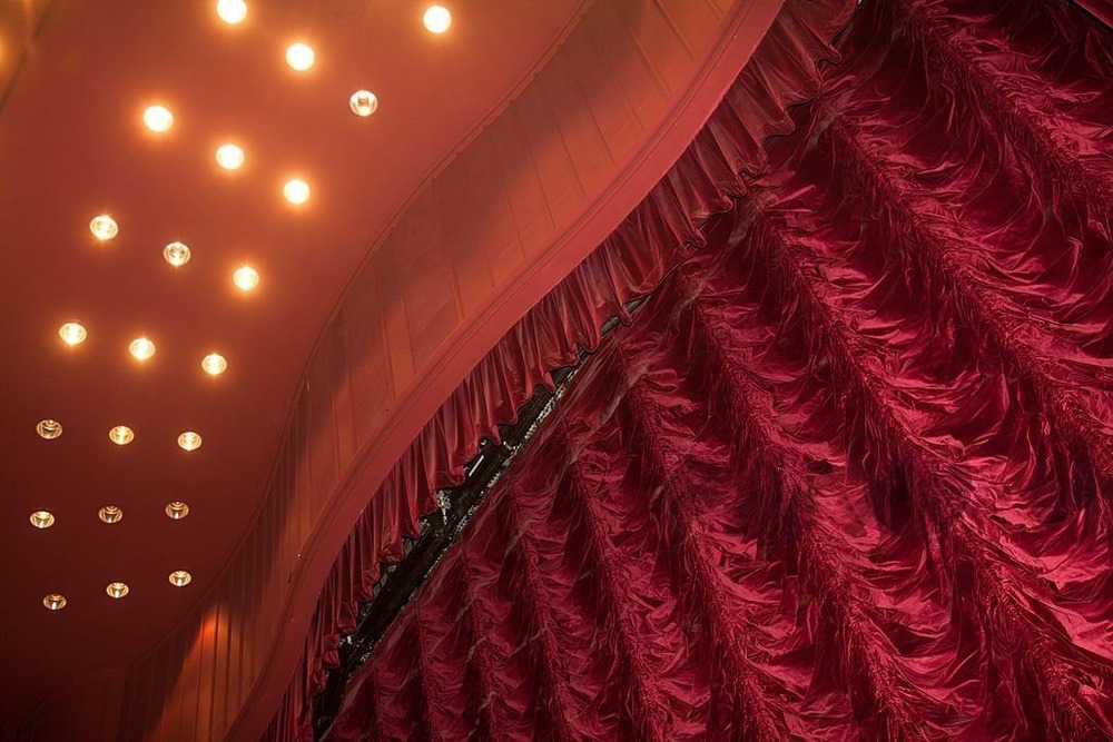 Auditorium Motorized Vertical Stage Curtain