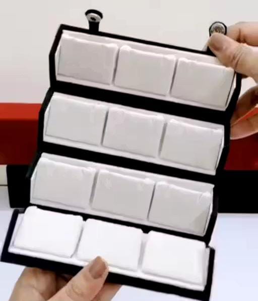12 Pair Earring Folder - Feature: Folding