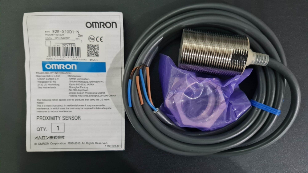 E2E-X10D1-N omron proximity sensor 