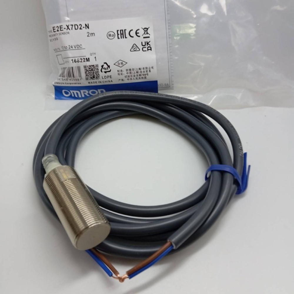 E2e-x7d2-n Mron Proximity Sensor - Application: Industrial