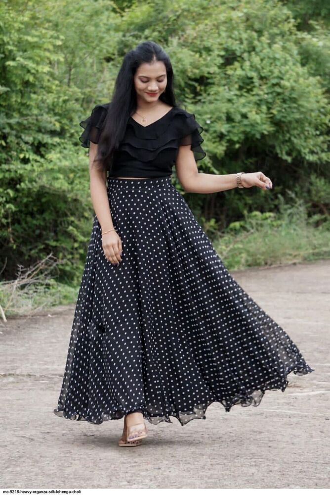 Ladies Black Polka Dot Crop Top Skirt Set