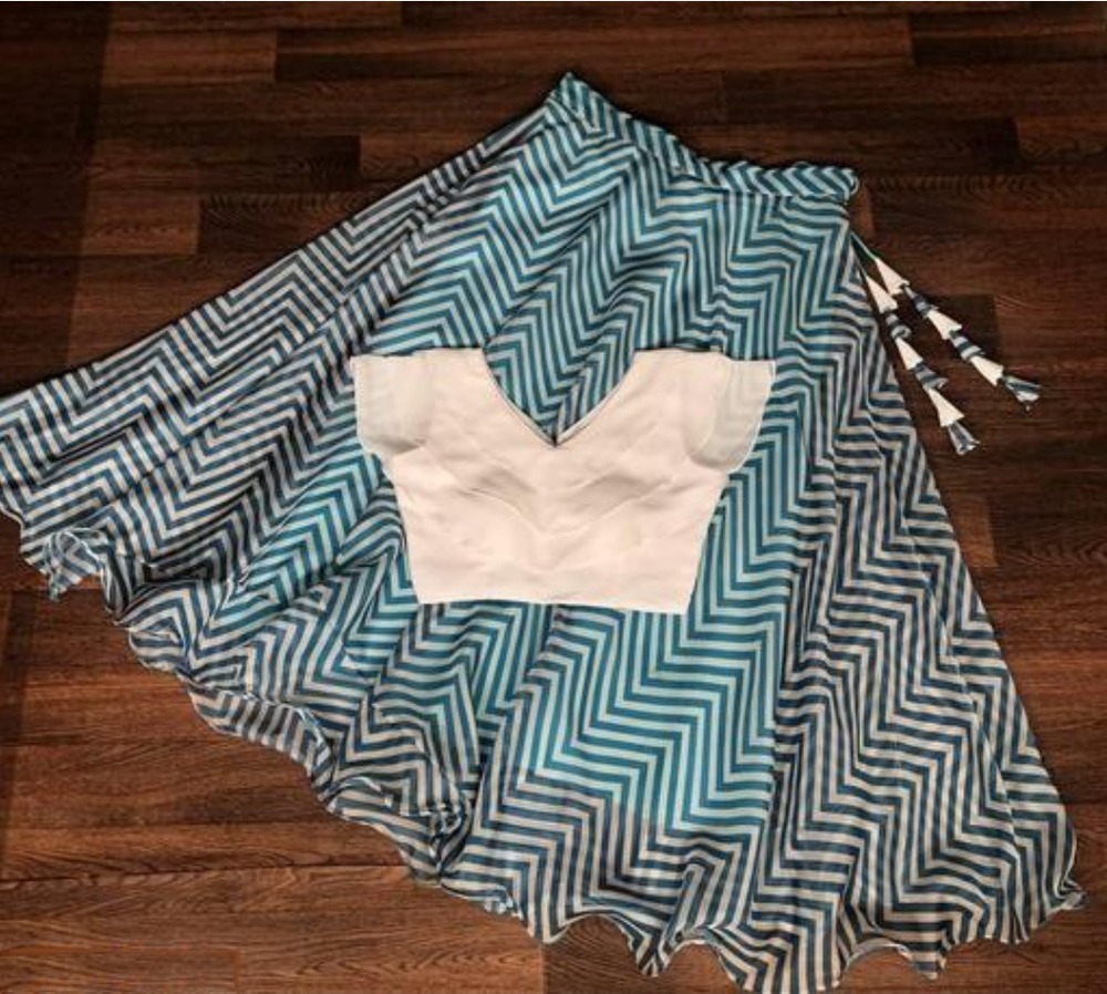 Ladies Georgette Lehenga And Crop Top Set