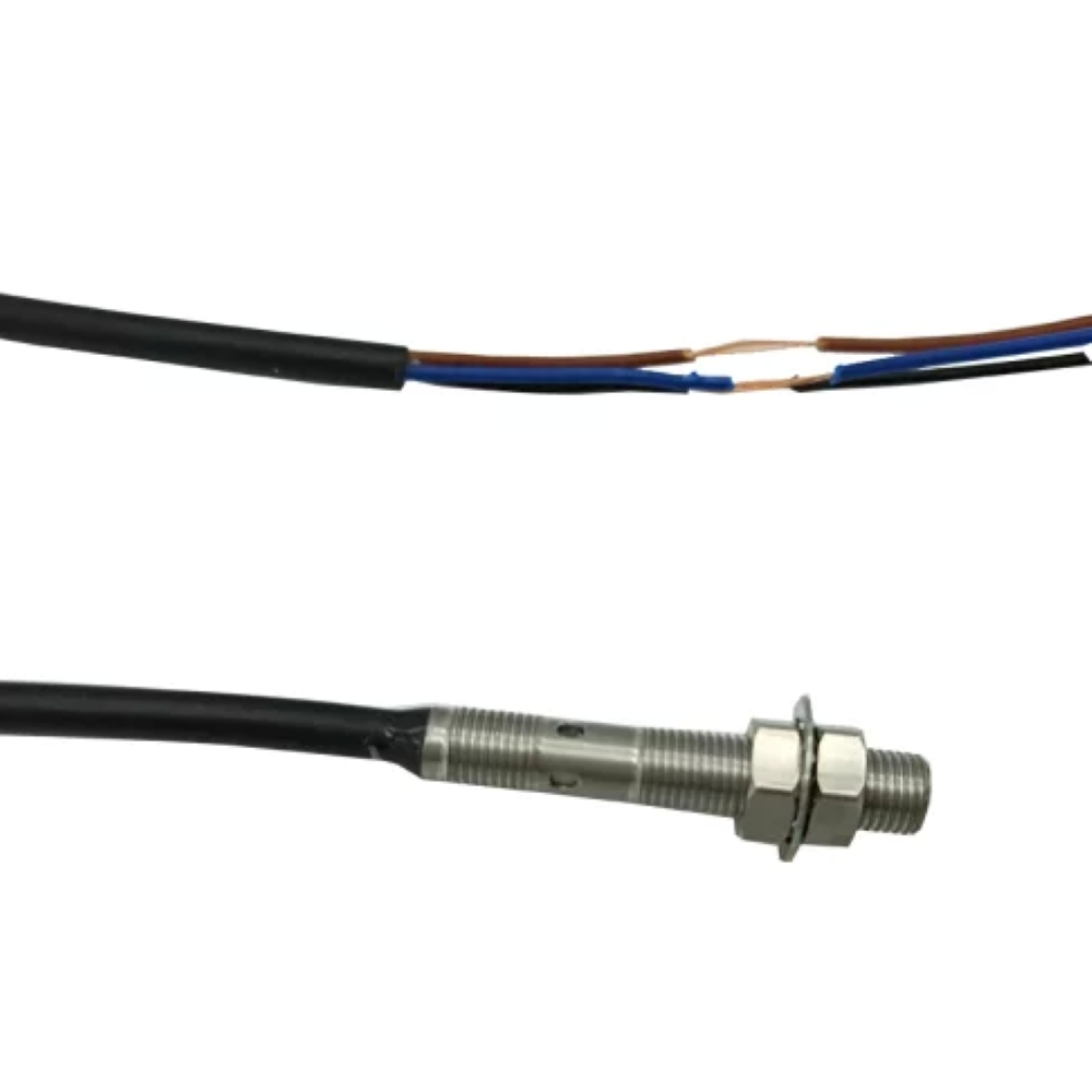 E2E-C05S01-WC-B1 omron proximity sensor