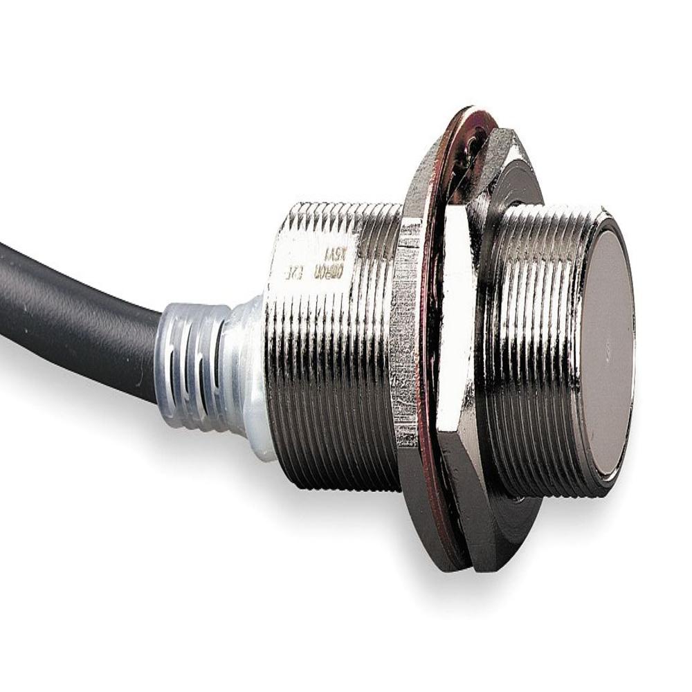 E2e-x1r5e2 Omron Proximity Sensor - Application: Industrial