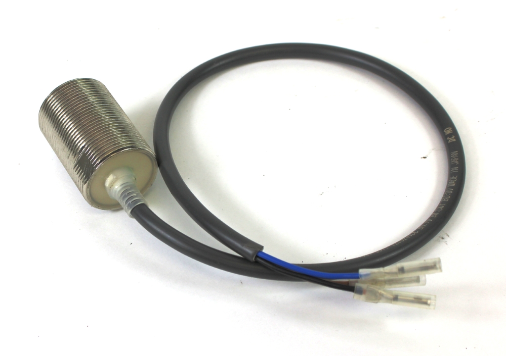 E2E-X10E1 5M omron proximity sensor 