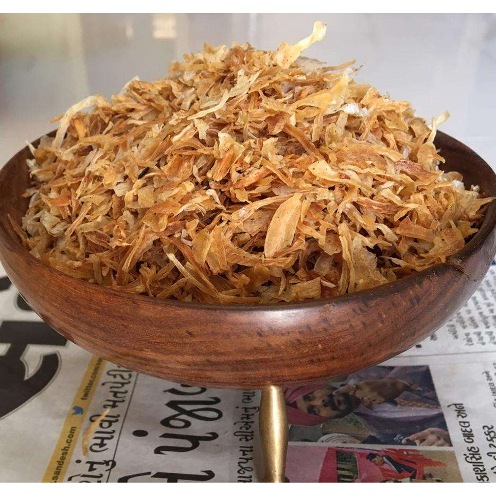 White fresh fried onion