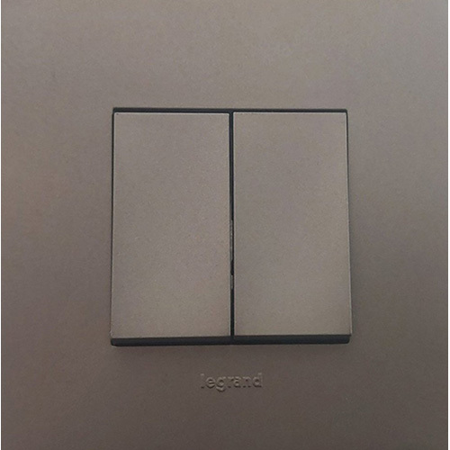 Legrand Arteor Magnesium Switch