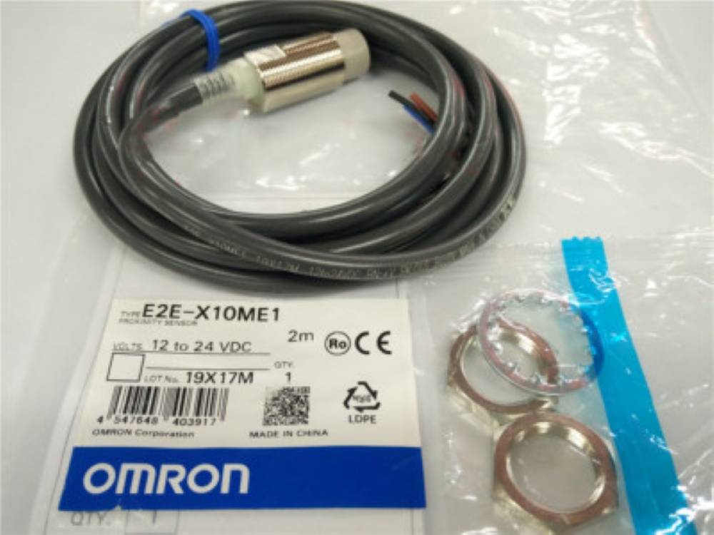 E2E-X10ME1 omron proximity sensor