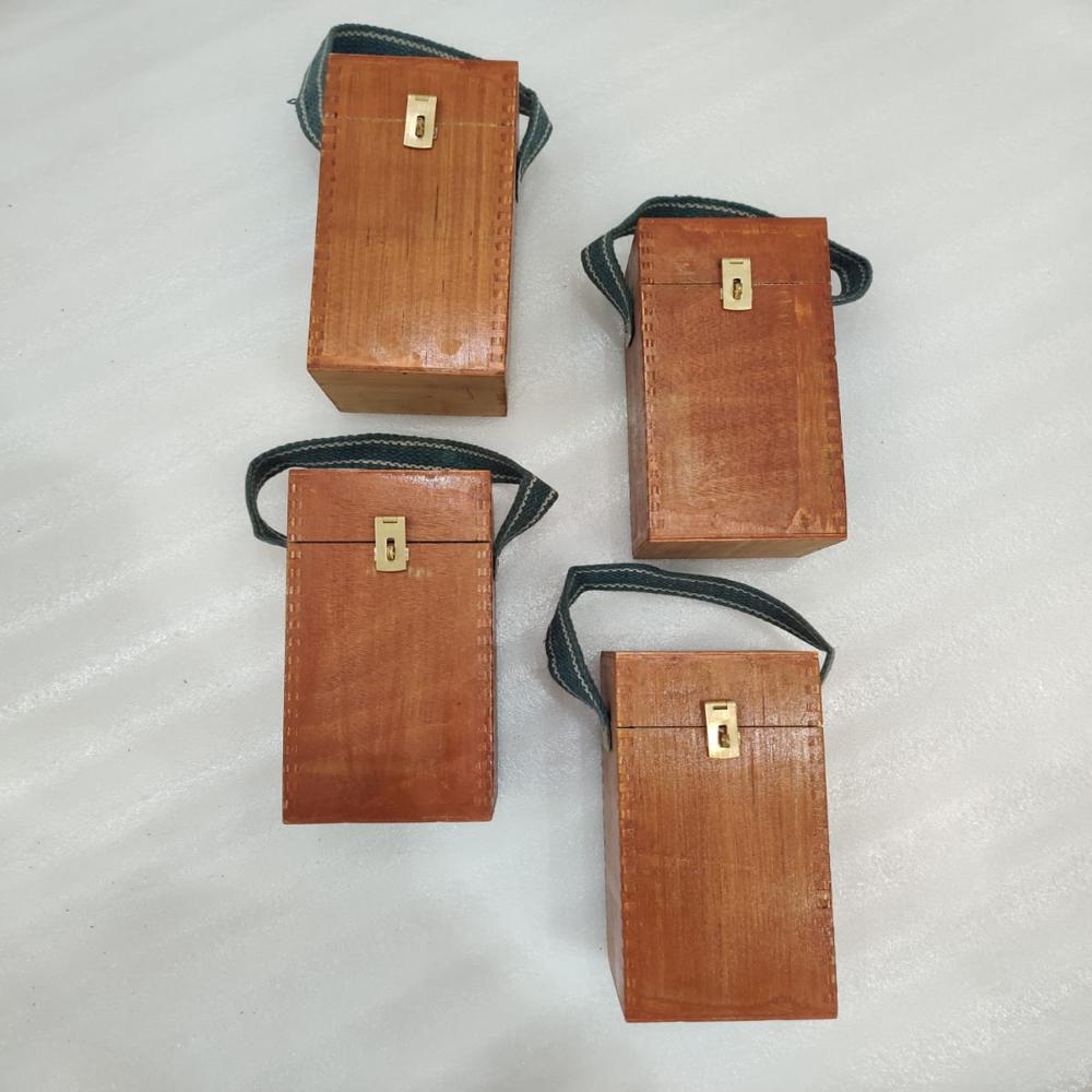 Sample Container With Wooden Box - Color: Silver