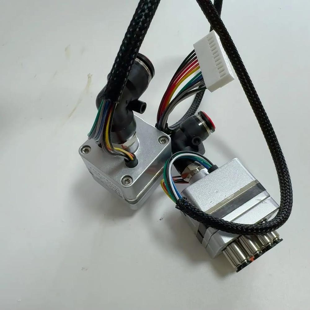 9 Block Matrix Ejector - Color: Silver