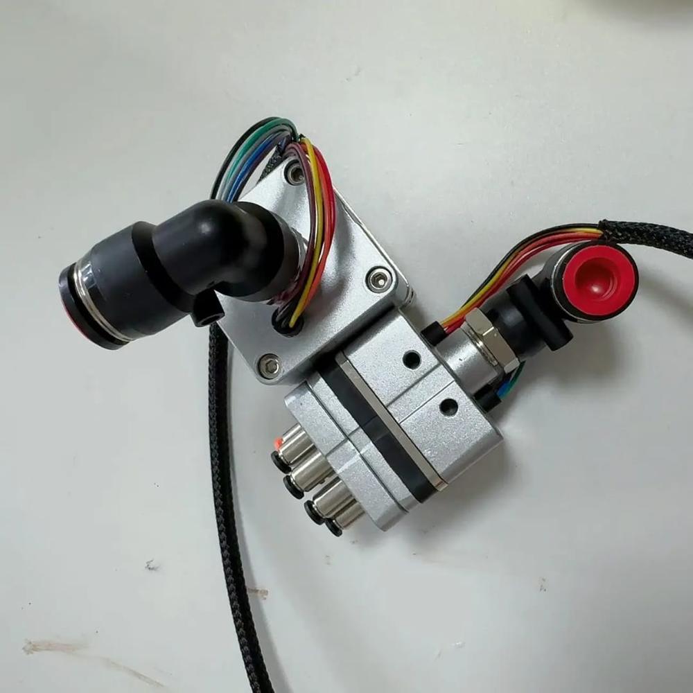 9 Block Matrix Ejector - Color: Silver