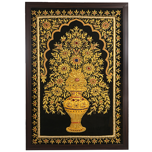Golden Floral Vase Splendor