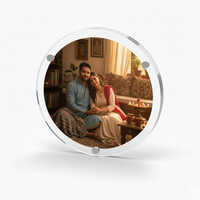 Round Polaroid Frame