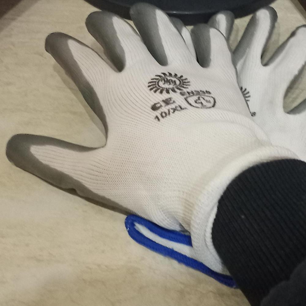 hand gloves