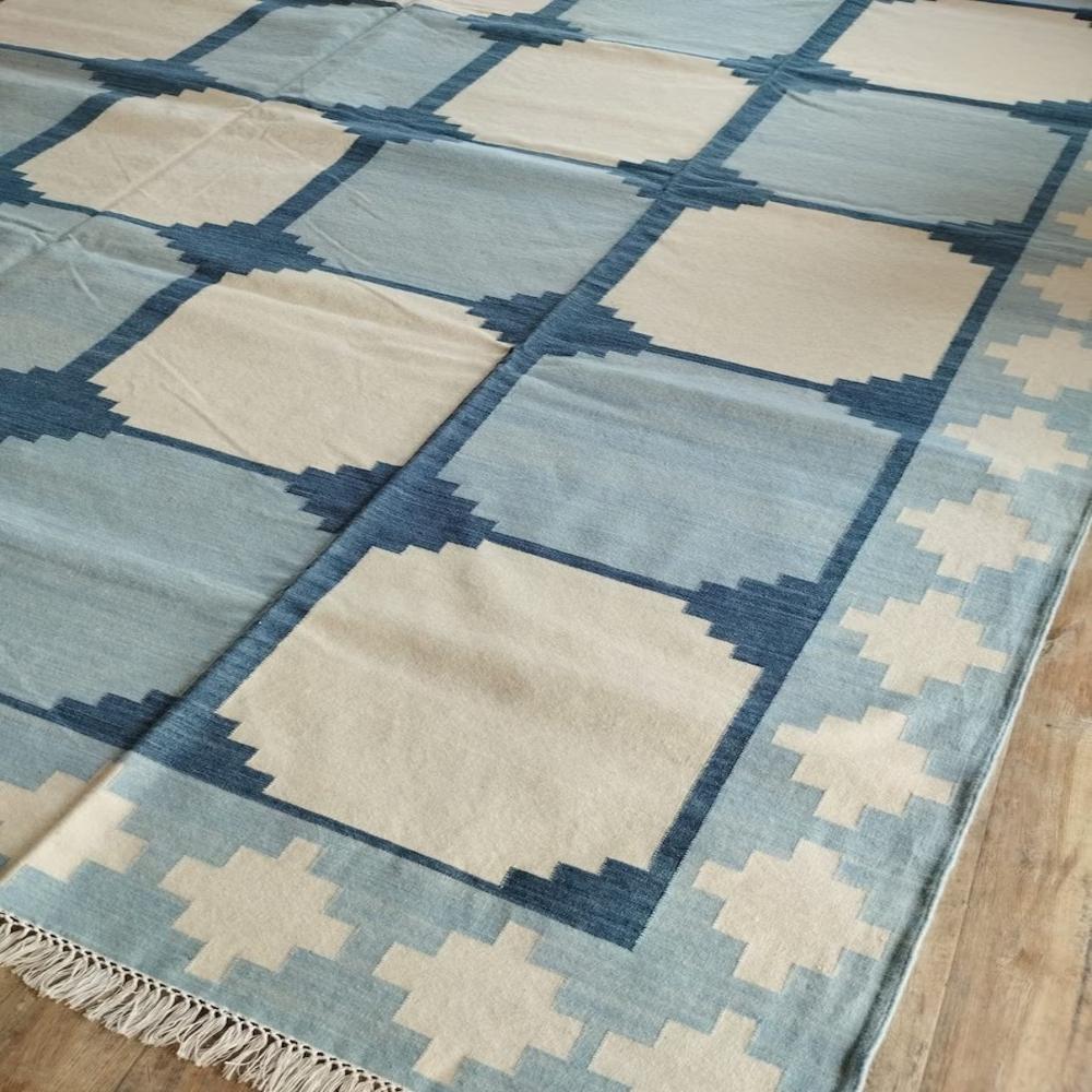 Gold Flat Weave Luxury Rug